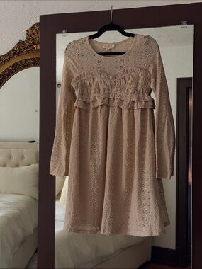Listicle Beige Lace Long-Sleeve Ruffle Dress